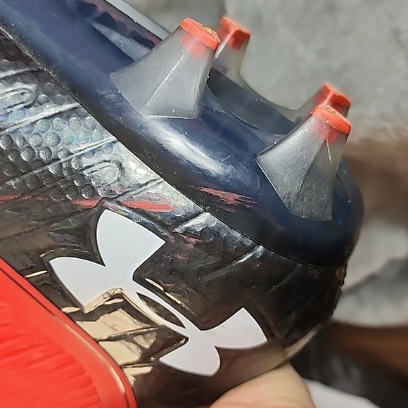 Under Armour Men's Football Cleats - Picture 9 of 13